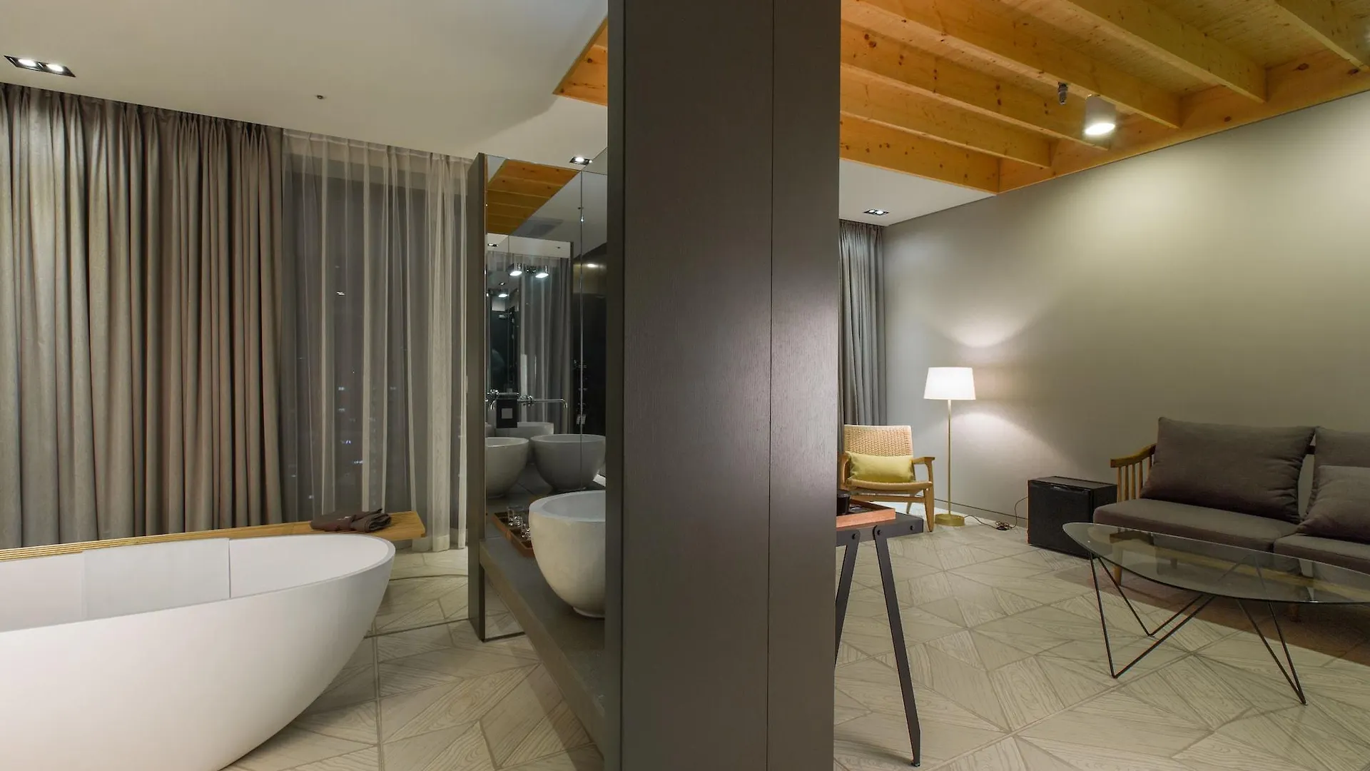 SR Hotel Seoul Magok 3*,